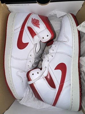 Jordan ανδρικά sneakers σαν καινούργια, μέγεθος 43.5, άσπρο και κόκκινο