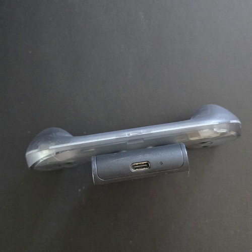 Switch 2 Joy-Con Charging Grip in Like New Condition