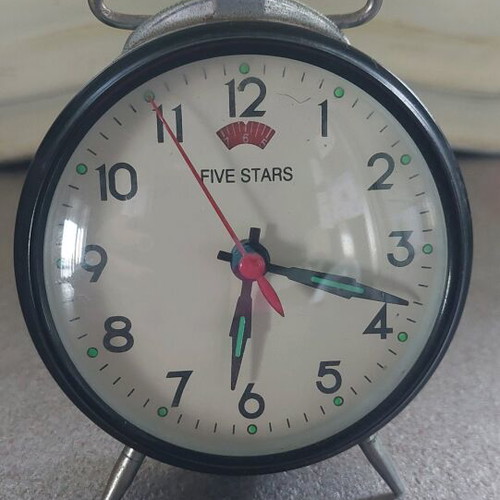 Five Rams wind-up table clock used