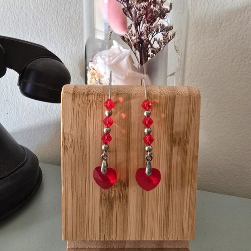 Red Romantic Lightweight Dangle Earrings new