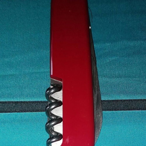 Victorinox Swiss Army Knife with 10 Functions like new