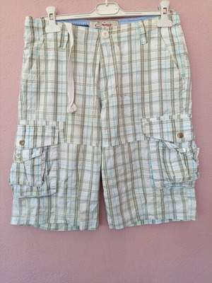 Swest men's cargo bermuda shorts like new, light cotton, plaid