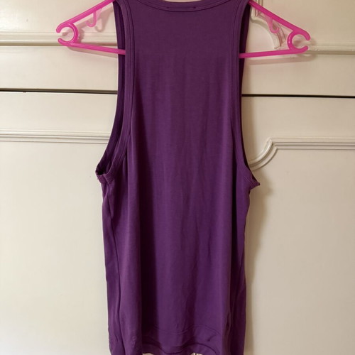 Pinko sleeveless blouse used, purple with gold and strass