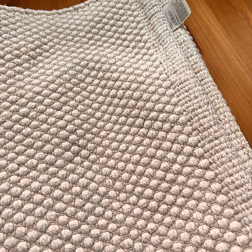 H&M Home carpet like new 70 x 140 cm