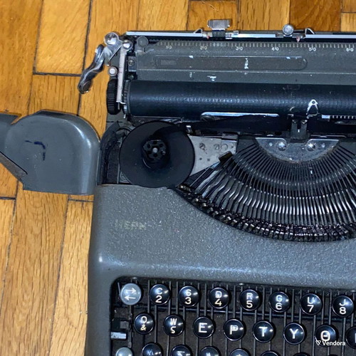 Hermes Baby Rocket portable typewriter used, Greek keyboard, vintage