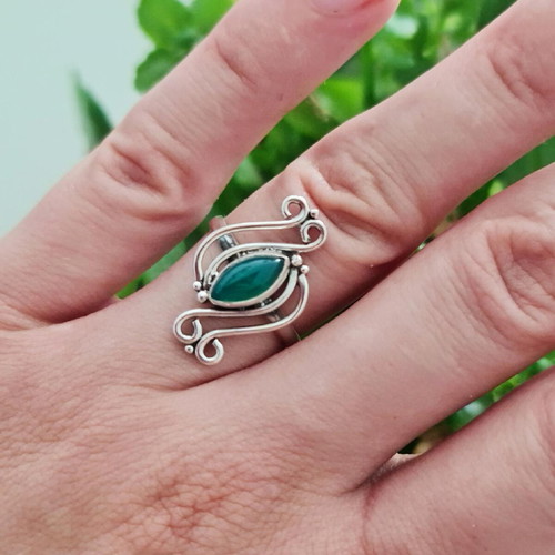 Silver ring with green onyx new