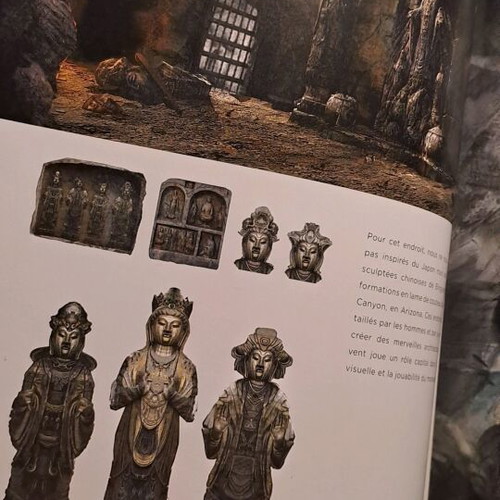 Tomb Raider art book like new, French, 2013 game