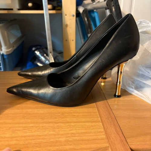 Zara leather pumps used size 38