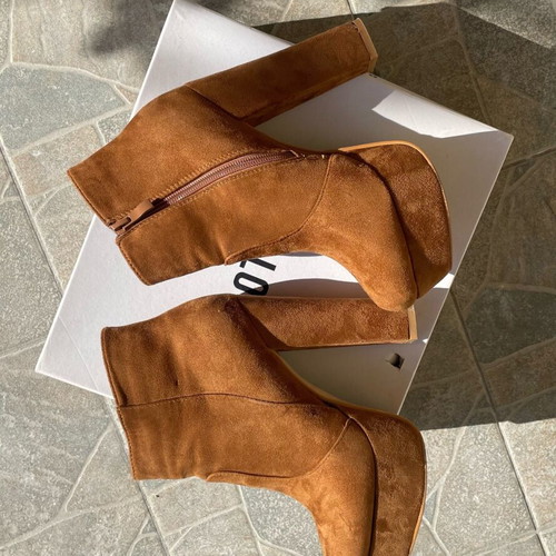 Bibi Lou suede brown boots like new with 12 cm heel