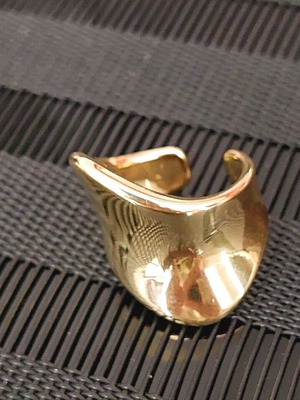 Opening ring gold color stainless steel new