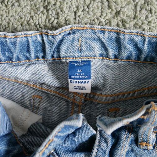 Old Navy denim skirt for 3-year-old, like new, adjustable waist