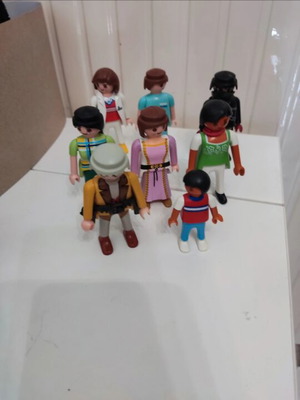 Playmobil figures new, set of 8 pieces