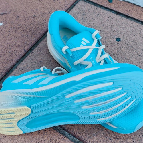 Adidas Supernova Stride athletic shoes like new, size 42⅔, turquoise