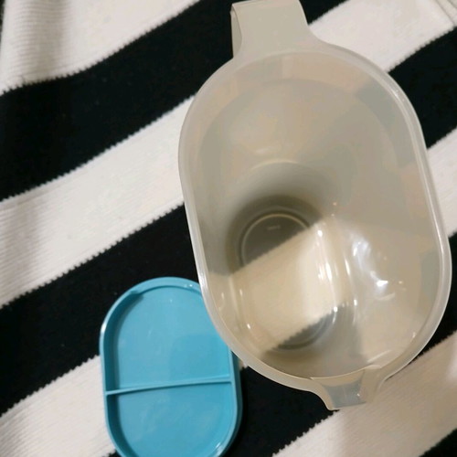 Tupperware small jug with lid used