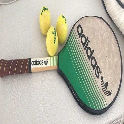 Ρακέτα τένις junior Adidas σαν καινούργιο με θήκη μεταφοράς