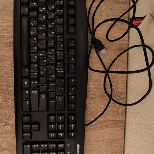 Microsoft Wired Keyboard used, Greek layout, USB, full numeric keypad