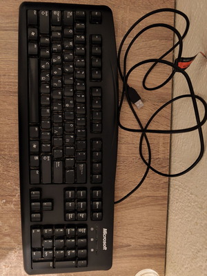 Microsoft Wired Keyboard used, Greek layout, USB, full numeric keypad