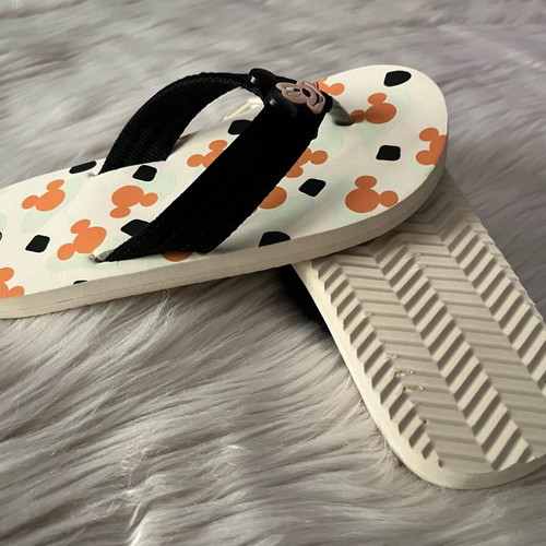 Disney Mickey Mouse flip flops new, size 32