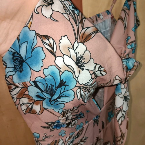 Midi floral dress S/M like new in sapio apple shade with blue flowers