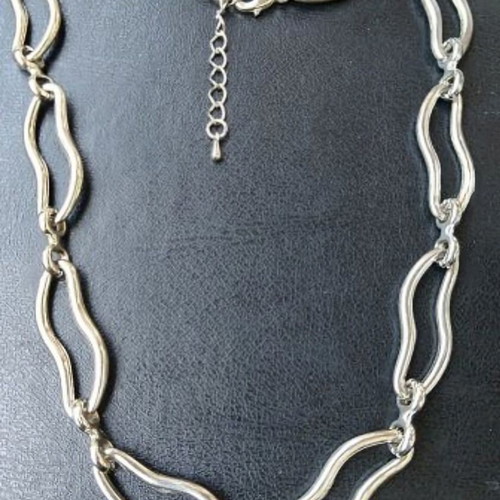 Chunky choker necklace like new, rhodium plated steel 45 cm