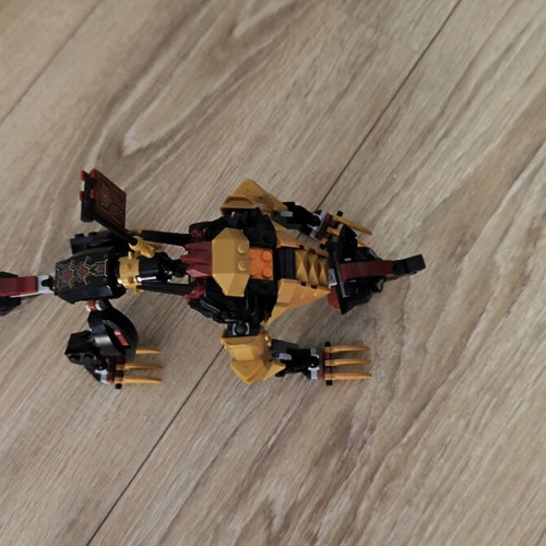 LEGO Ninjago Imperium Dragon Hunter Hound set 71790 with instructions