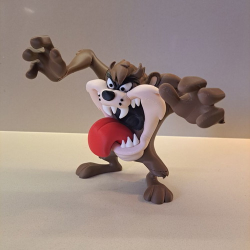 Tasmanian Devil figure like new, 18 cm
