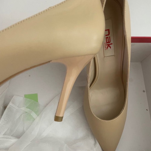 Nak nude pumps new size 39