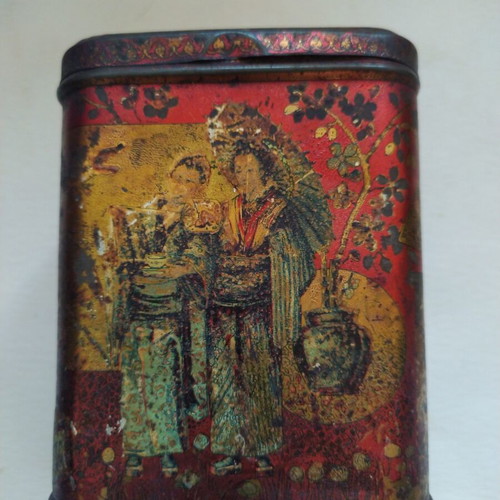 Rare antique tea box used, pre-revolutionary Tsarist Russia