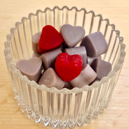 Wax melts heart shapes new soy wax
