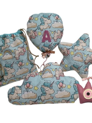Gift set of 5 pieces with pillows, hanging balloon, backpack and evil eye charm
