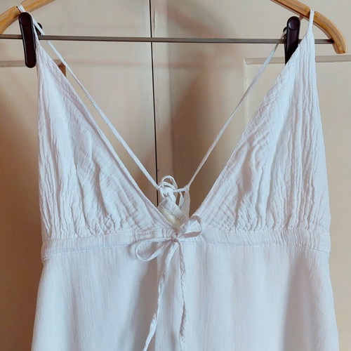 White summer cotton dress like new, adjustable size S to light L