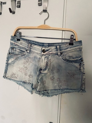 Pinkwoman shorts like new, size S, 70% cotton, blue