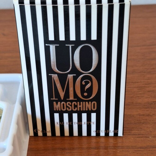 UOMO Moschino Italy EDT 4.5ml travel splash new