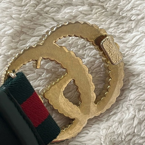 Gucci women's belt new, size 85, green with gold