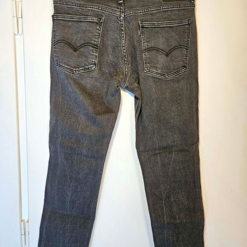 Levi's men's dark gray jeans size M like new