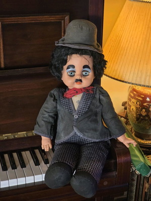 Κούκλα Τσάρλι Τσάπλιν συλλεκτική μεταχειρισμένη, δεκαετίας 1960-1970