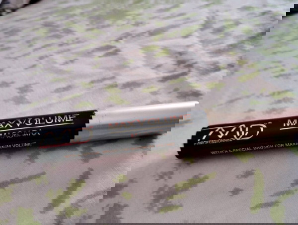 MD mascara σκούρο μωβ