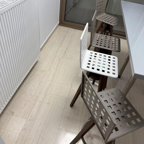 Electra kitchen chairs, 3 black and 1 white, adjustable with 4 legs