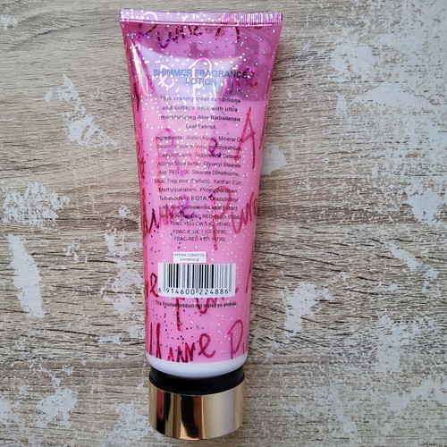 Chicphia Pure Allure Vegan Fragrance Shimmer Body Lotion 220ml