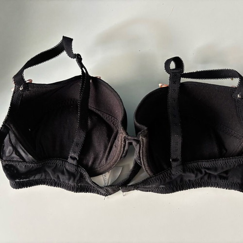 Venus Victoria bra black with pink bows like new