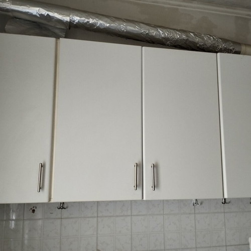 Kitchen cabinets like new, white with countertop and 5 drawers