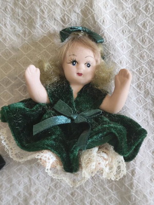 Porcelain doll like new