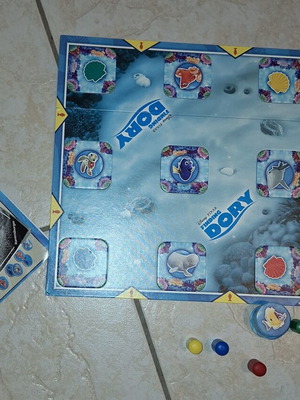 Labyrinth Nemo board game like new