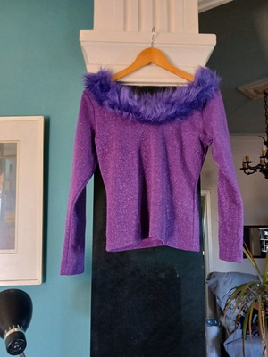 Uterque blouse with fur purple, like new, size S/M