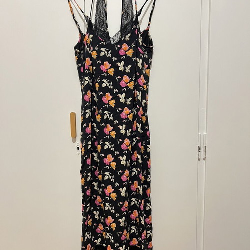 Zara floral midi dress like new, size Small, black multicolor