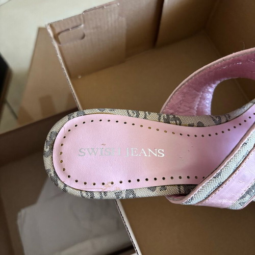 Swiss Jeans slippers size 36 pink new