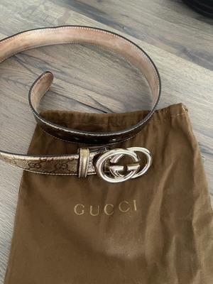 Gucci leather belt like new, gold color, size 85