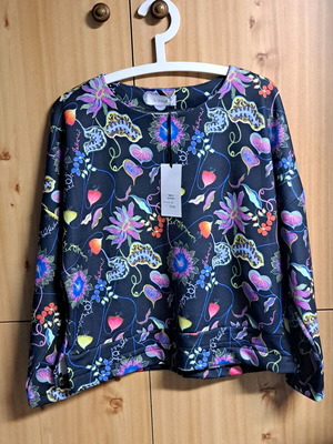 Si Belle Floral Set Blouse and Skirt new, blue and multicolor