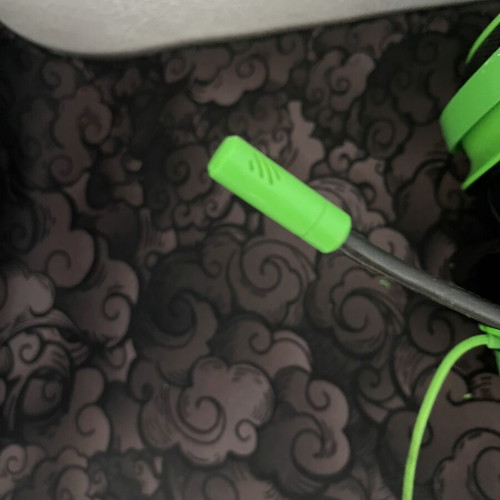 Razer Kraken headphones used, left speaker not working, wired