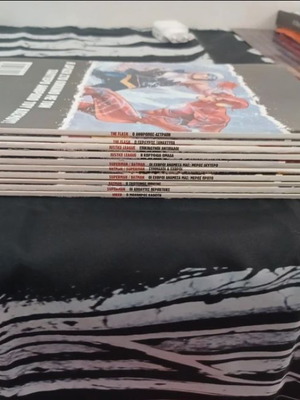 DC Comics μεταχειρισμένα, σετ 10 τεύχη από εφημερίδα